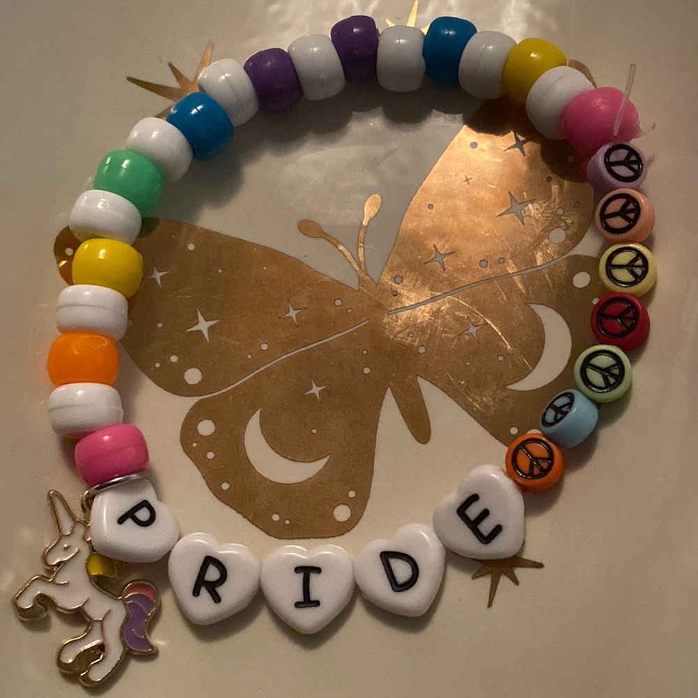 🏳️‍🌈Kandi PRIDE beaded bracelet peace sign unicorn charm